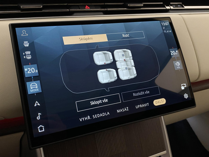 Land Rover Range Rover P550e AUTOBIOGRAPHY SWB