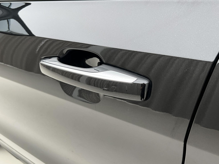 Lynk & Co 01 PHEV DCT AUT 1.maj.