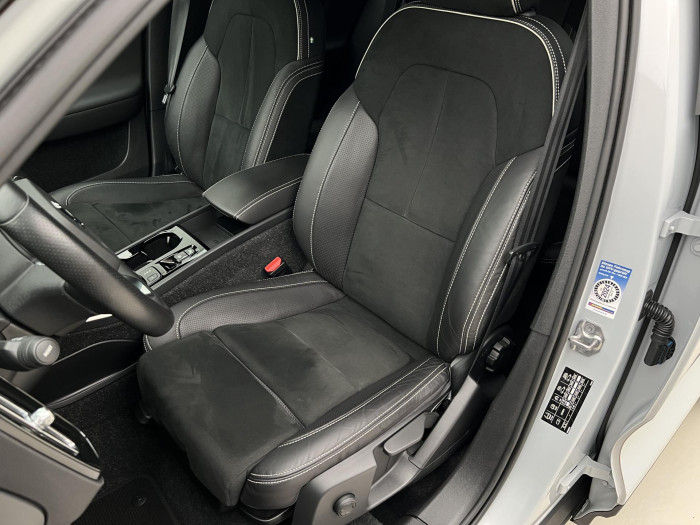 Volvo XC40 T5 RECHARGE R-DESIGN AUT