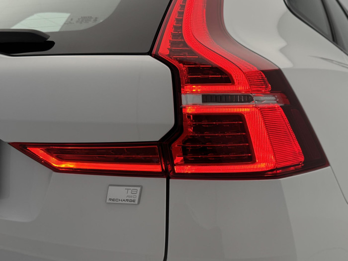 Volvo XC60 T8 AWD RECHARGE REZERVACE