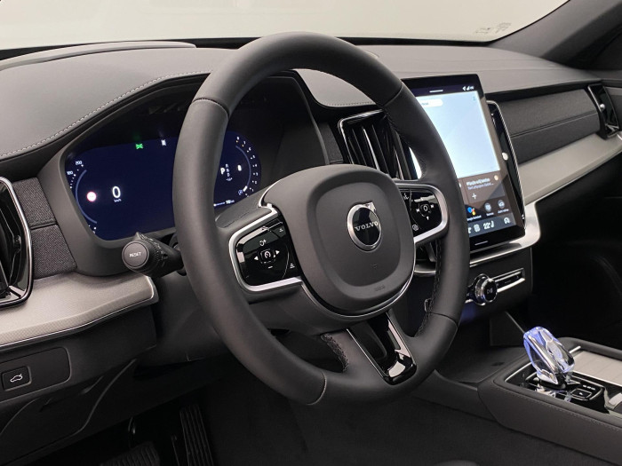 Volvo XC90 B5 AWD BLACK EDITION PLUS 7