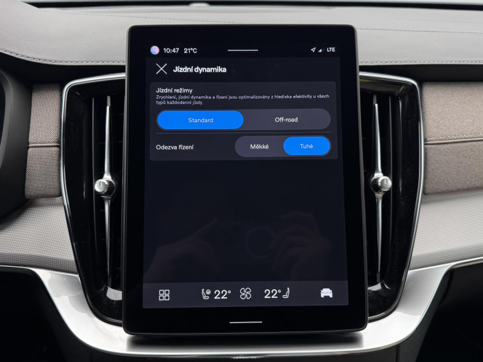 Volvo XC90 B5 AWD CORE AUT CZ 1.maj