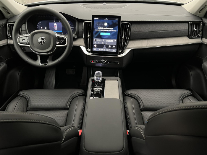 Volvo XC90 T8 AWD RECHARGE DARK PLUS AUT