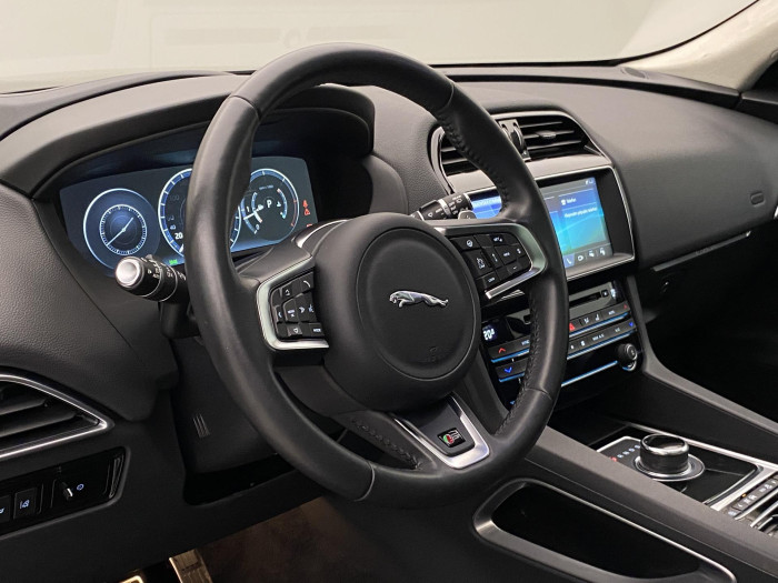 Jaguar F-Pace 30d S AWD AUT CZ REZERVACE 3.0 d