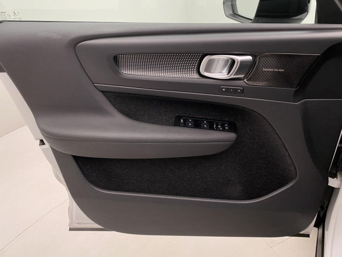 Volvo XC40 TWIN ENGINE ULTIMATE CZ