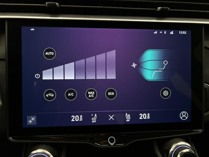 Lynk & Co 01 HEV AUT