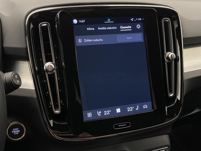 Volvo XC40 B3 AUT PLUS BLACK EDITION