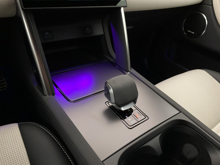 Land Rover Discovery Sport D200 R-DYNAMIC SE AWD AUT 2.0 d Dynamic SE