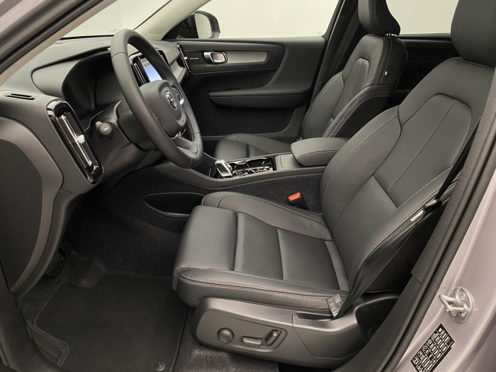 Volvo XC40 B4 AUT DARK PLUS