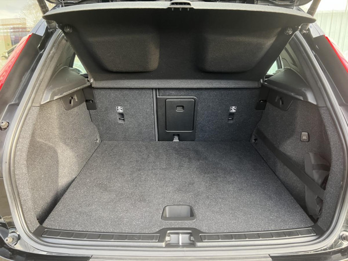 Volvo XC40 T3 MOMENTUM 1.maj. 1.5 Momentum