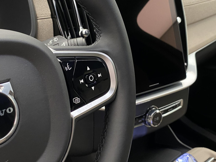 Volvo XC90 B5 AWD BRIGHT PLUS AUT CZ 7m