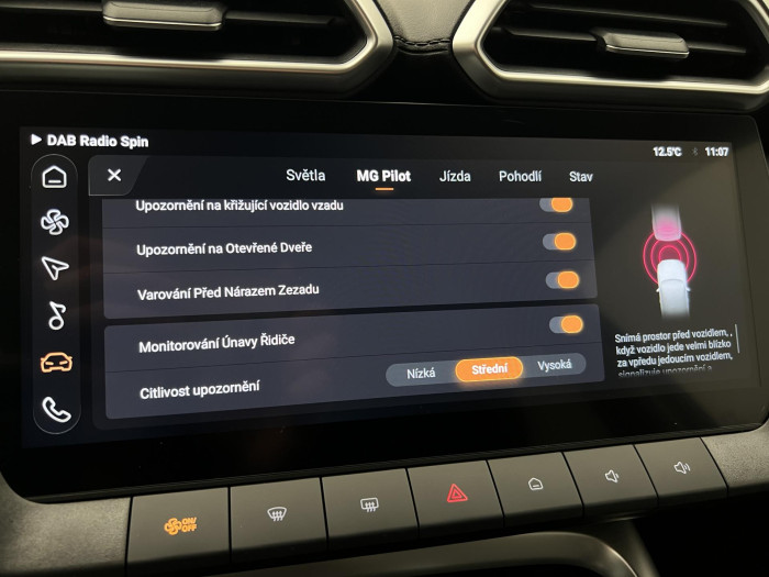 MG ZS 1.5 EXCLUSIVE HYBRID+ AUT CZ 1.5 Exclusive