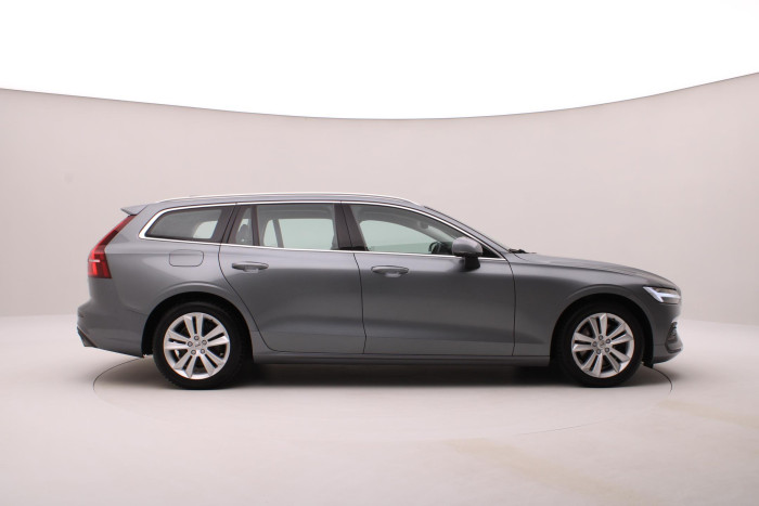 Volvo V60 D3 AWD MOMENTUM AUT CZ 2.0 d Momentum