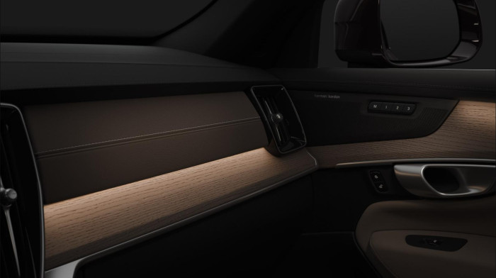 Volvo XC90 T8 AWD RECHARGE BRIGHT PLUS