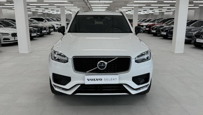 Volvo XC90 B5 AWD R-DESIGN AUT REZERVACE