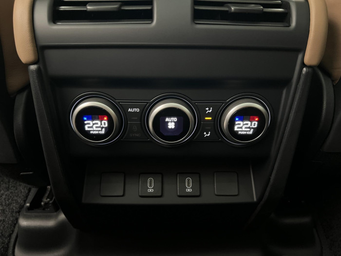 Land Rover Defender 110 D350 X-DYNAMIC HSE AWD AUT 3.0 d Dynamic