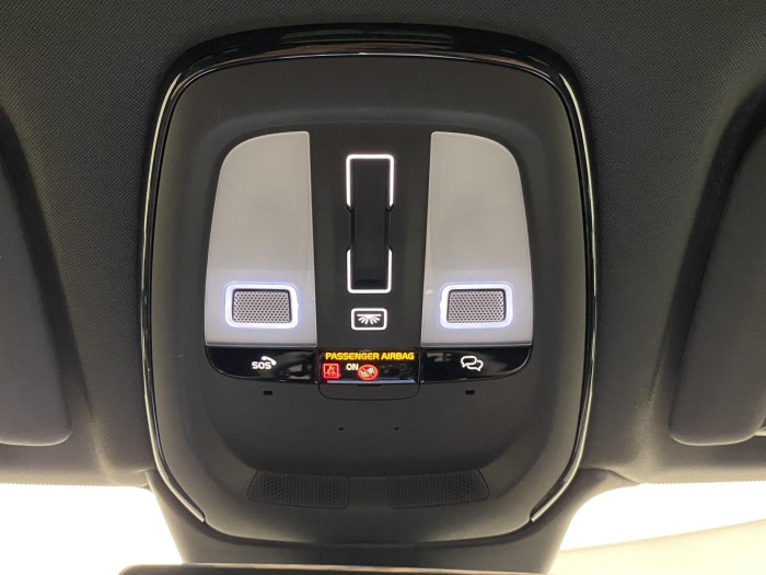 Volvo XC60 T6 AWD PLUG-IN DARK PLUS AUT