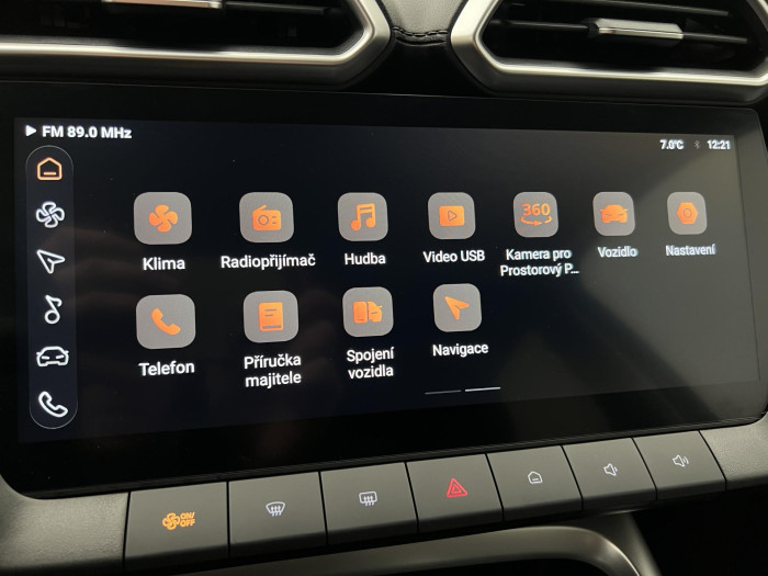 MG ZS 1.5 EXCLUSIVE HYBRID+ AUT CZ 1.5 Exclusive