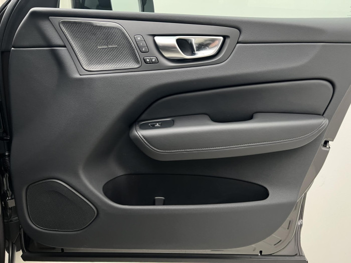 Volvo XC60 T6 AWD RECHARGE PLUS DARK AUT