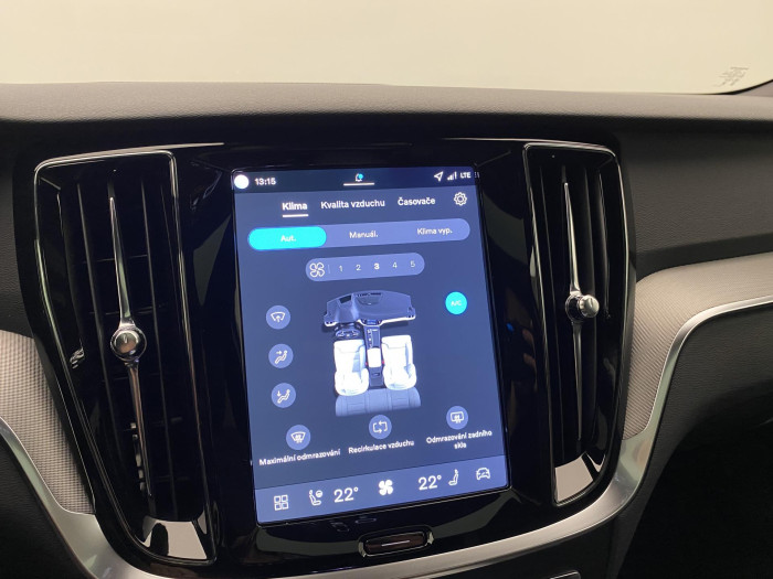 Volvo V60 B4 AUT DARK PLUS