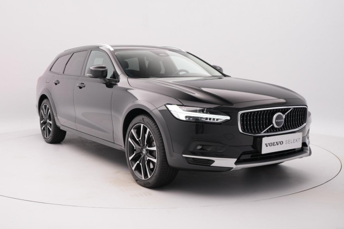 Volvo V90 CC B4 AWD PLUS AUT 1.maj.