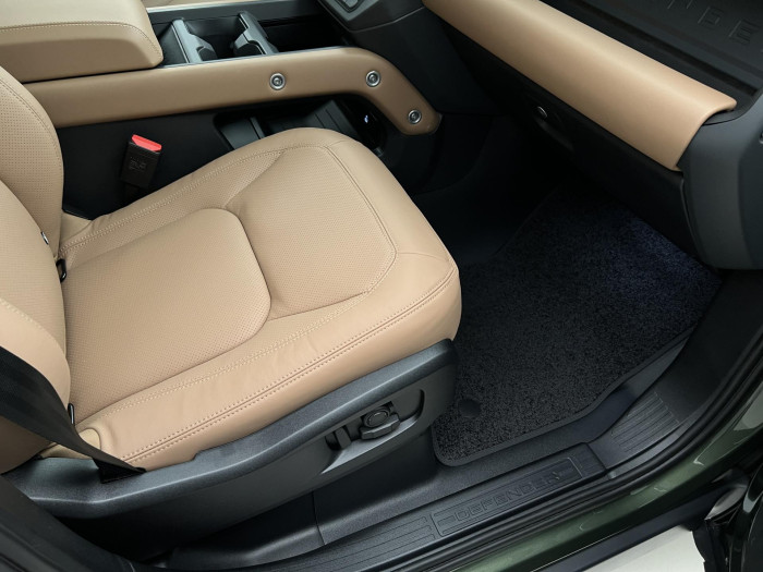 Land Rover Defender 110 D350 X-DYNAMIC HSE AWD Aut 3.0 d Dynamic