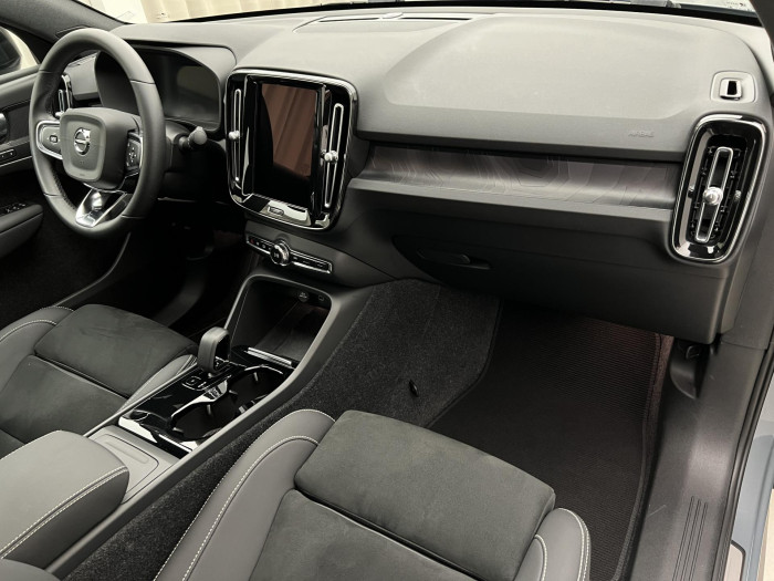 Volvo C40 RECHARGE PLUS TWIN MOTOR AUT