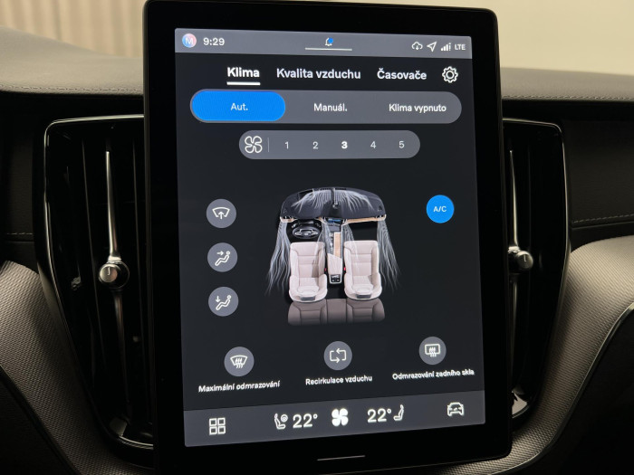 Volvo XC60 T8 AWD RECHARGE BLACK ULTRA