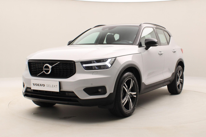 Volvo XC40 T3 R-DESIGN AUT 1.maj.