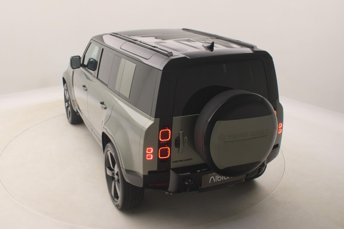 Land Rover Defender 110 D300 X-DYNAMIC HSE AWD AUT 3.0 d Dynamic