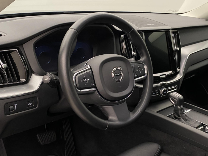 Volvo XC60 T4 MOMENTUM AUT 1.maj 2.0 Momentum
