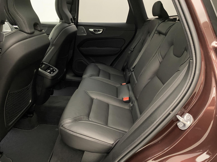 Volvo XC60 B5 AWD AUT DARK ULTRA