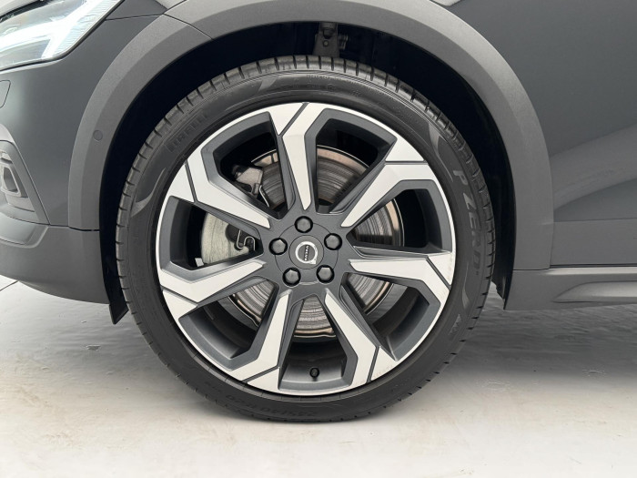 Volvo V60 CC B5 AWD ULTIMATE AUT 1.maj. 2.0 CC CC