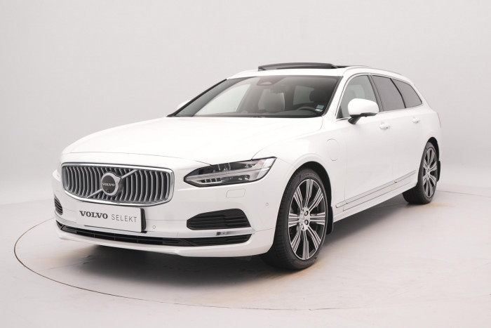 Volvo V90 T8 AWD RECHARGE ULTIMATE 1.maj