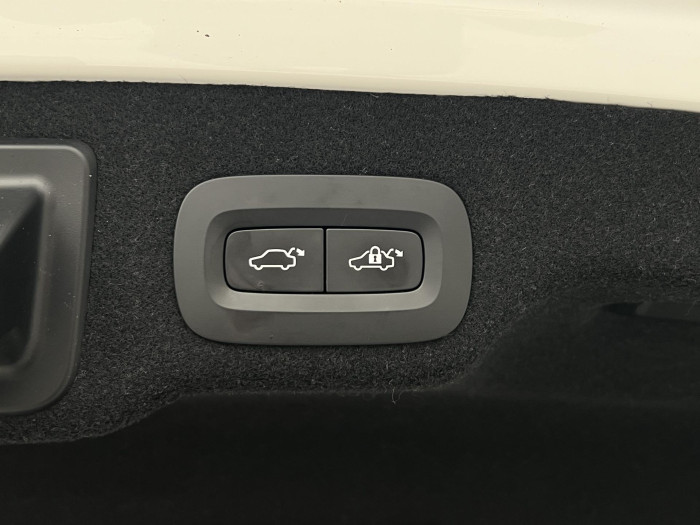 Volvo S90 T4 MOMENTUM AUT 2.0 Momentum