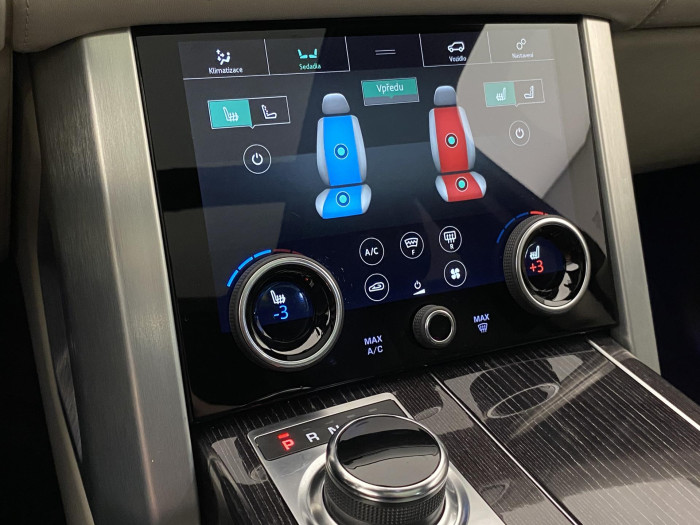 Land Rover Range Rover SDV8 AWD REZERVACE