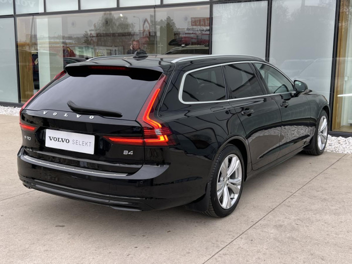 Volvo V90 B4 MOMENTUM Aut 1.maj. 2.0 Momentum