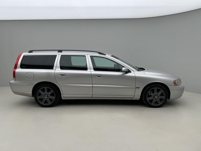 Volvo V70 D5 MOMENTUM CZ 2.4 d Momentum