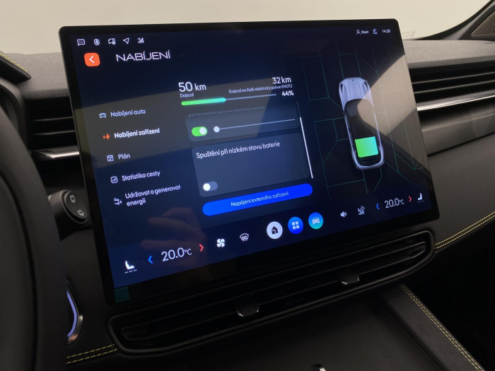 Lynk & Co 01 01 MORE PHEV