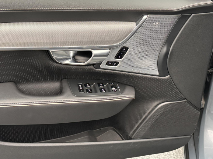 Volvo S90 T8 AWD R-DESIGN RECHARGE CZ