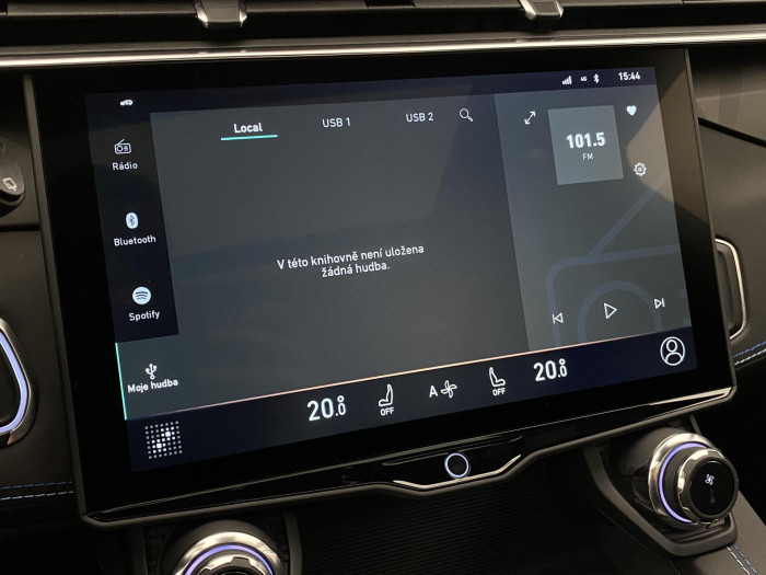 Lynk & Co 01 PHEV DCT AUT 1.maj REZERVACE