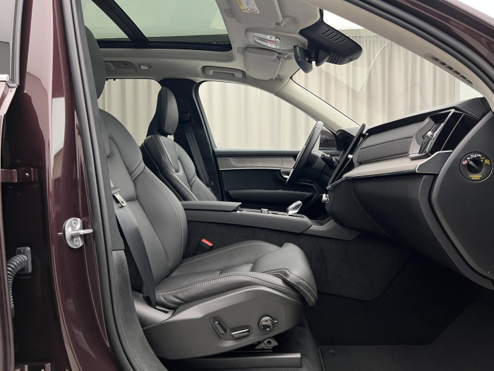 Volvo XC90 B5 AWD ULTRA BRIGHT 7MÍST CZ