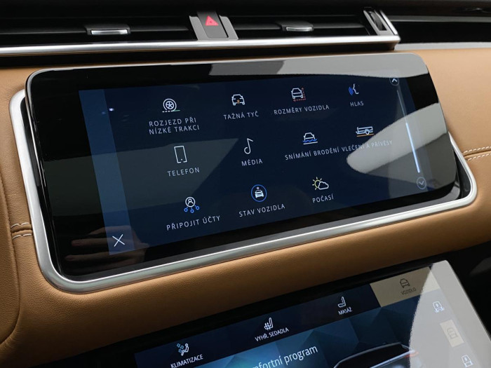 Land Rover Range Rover Velar D300 SE AWD AUT REZERVACE 3.0 d SE