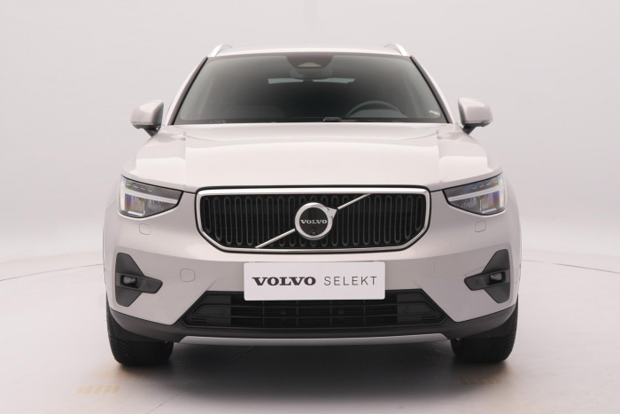 Volvo XC40 B4 PLUS DARK AUT 1. maj