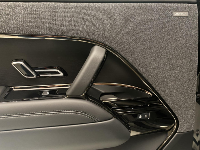 Land Rover Range Rover Sport D300 DYNAMIC SE AWD AUT 3.0 d Dynamic SE