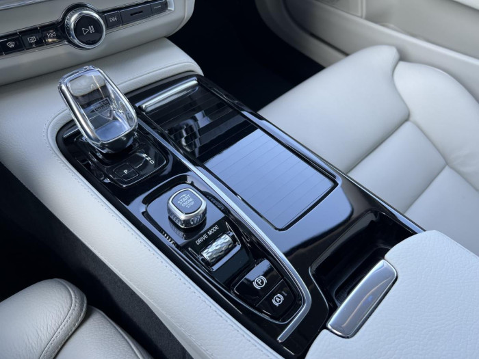 Volvo V90 T8 AWD INSCRIPTION RECHARGE