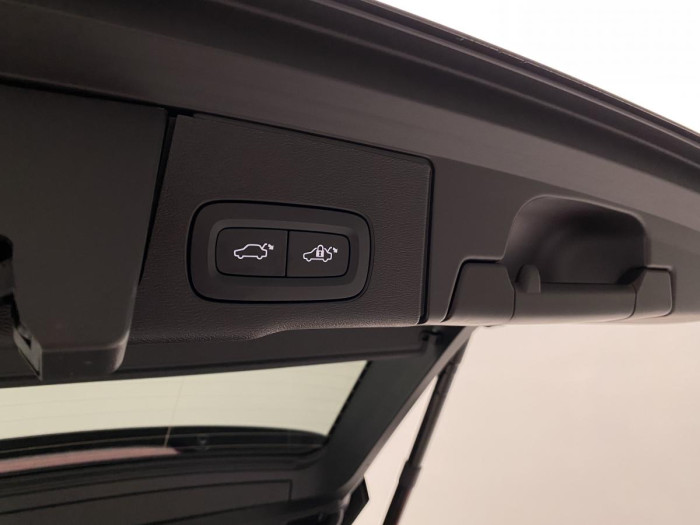 Volvo XC60 B4 AWD AUT DARK PLUS 2.0 Plus