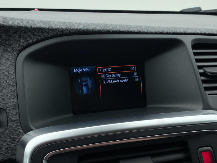 Volvo V60 D5 VOLVO OCEAN RACE AUT CZ 2.4 d