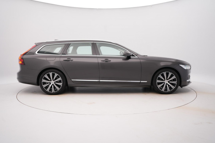 Volvo V90 B4 BRIGHT PLUS AUT 1.maj