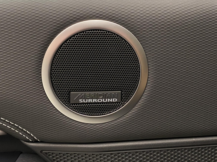 Land Rover Discovery D300 AWD DYNAMIC HSE REZERVACE 3.0 d Dynamic